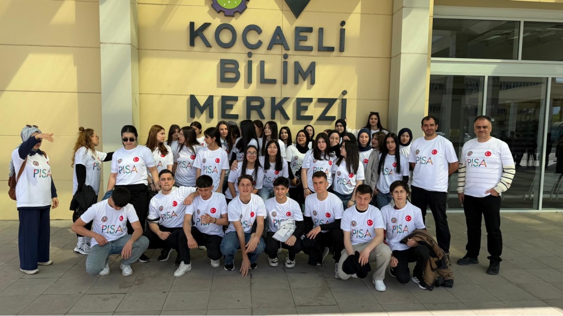 ÖĞRENCİLERİMİZ PİSA SINAVINDA ÜLKEMİZİ BAŞARIYLA TEMSİL ETTİ